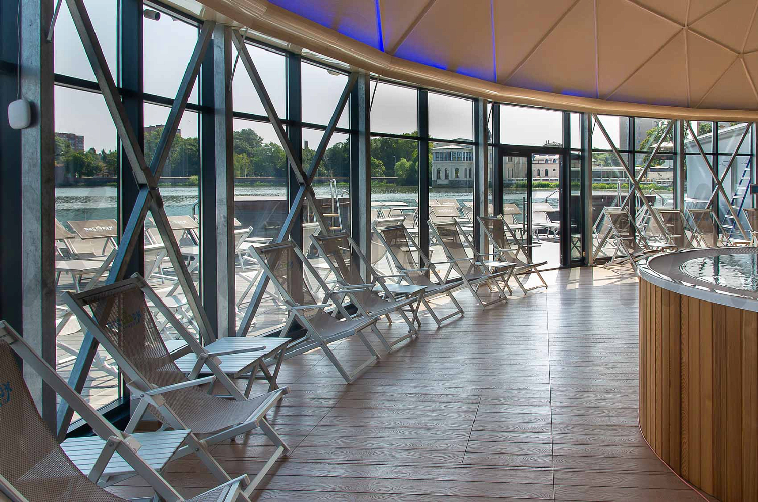 СПА зона №1 пляж на воде "Посейдон"