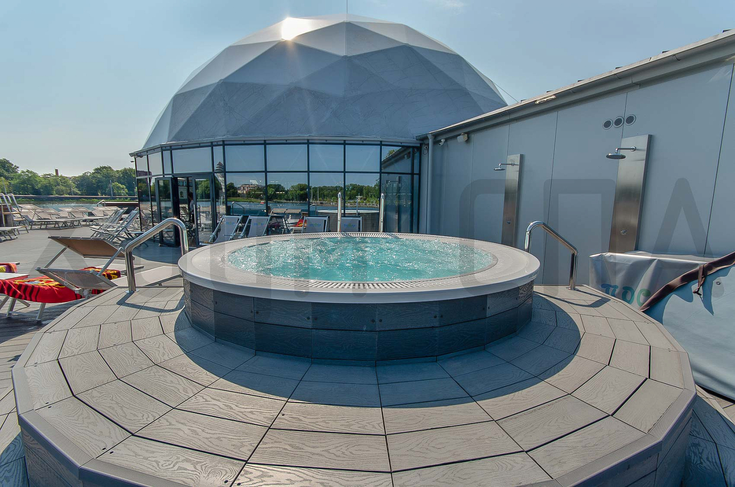 СПА зона №1 пляж на воде "Посейдон"